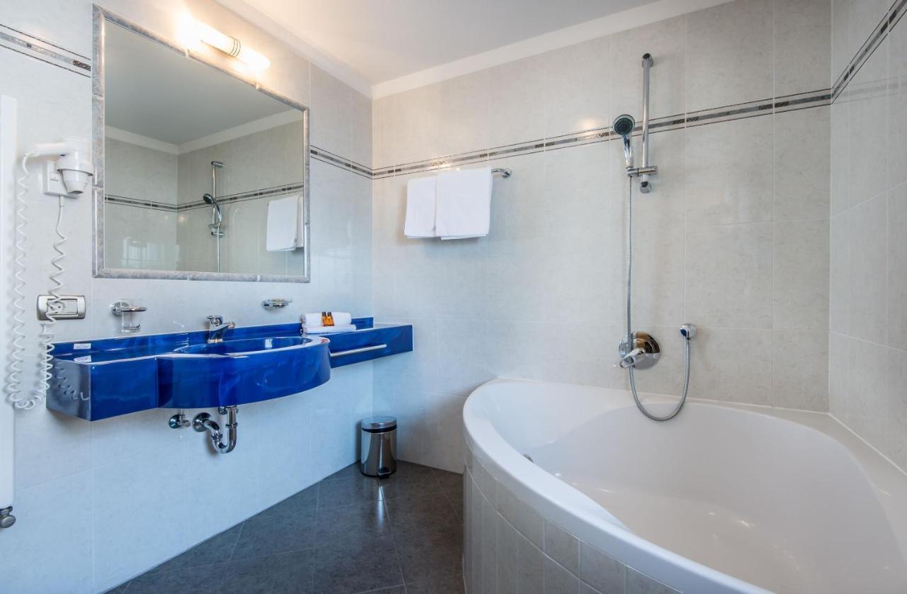 לה וילה Hotel Ciasa Tama מראה חיצוני תמונה