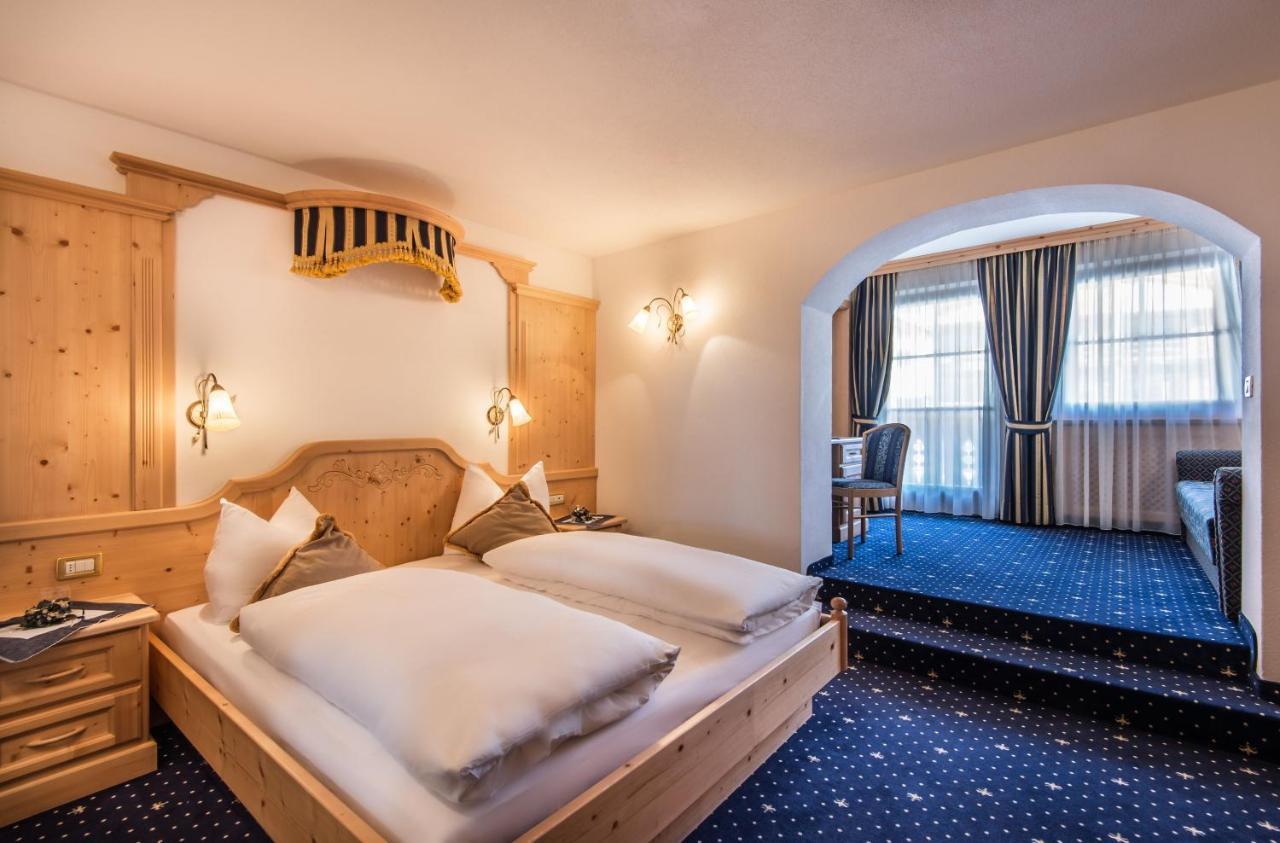 לה וילה Hotel Ciasa Tama מראה חיצוני תמונה